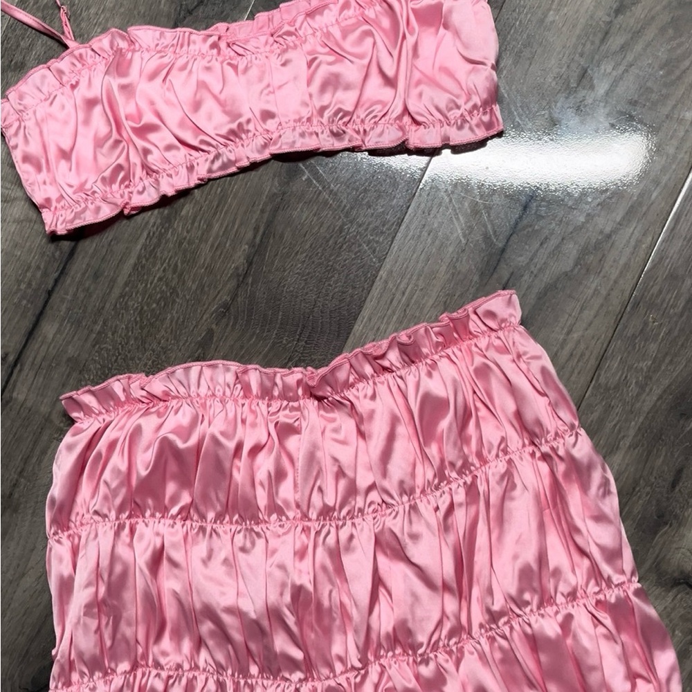 Pink ruffled 2 piece set
